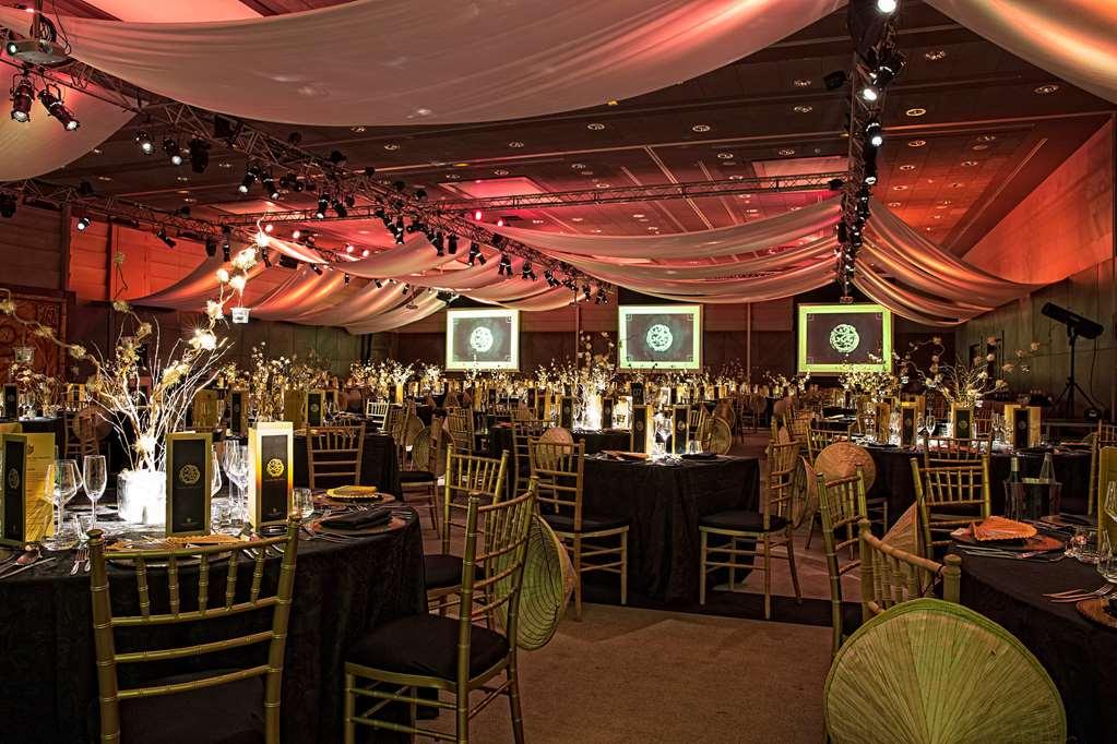 Asia Gardens Hotel & Thai Spa, A Royal Hideaway Hotel Finestrat Servizi foto The 2008 Nobel Prize Awards Ceremony