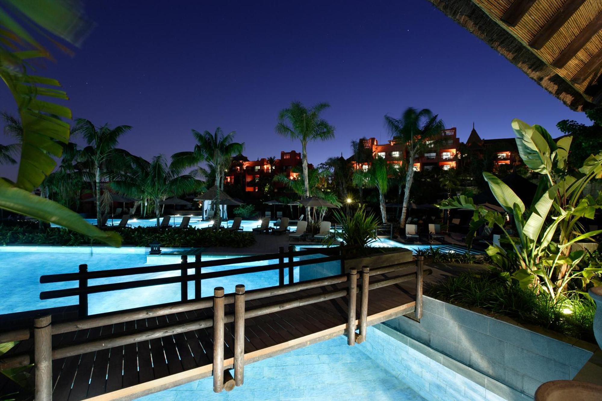 Asia Gardens Hotel & Thai Spa, A Royal Hideaway Hotel Finestrat Esterno foto Hard Rock Hotel