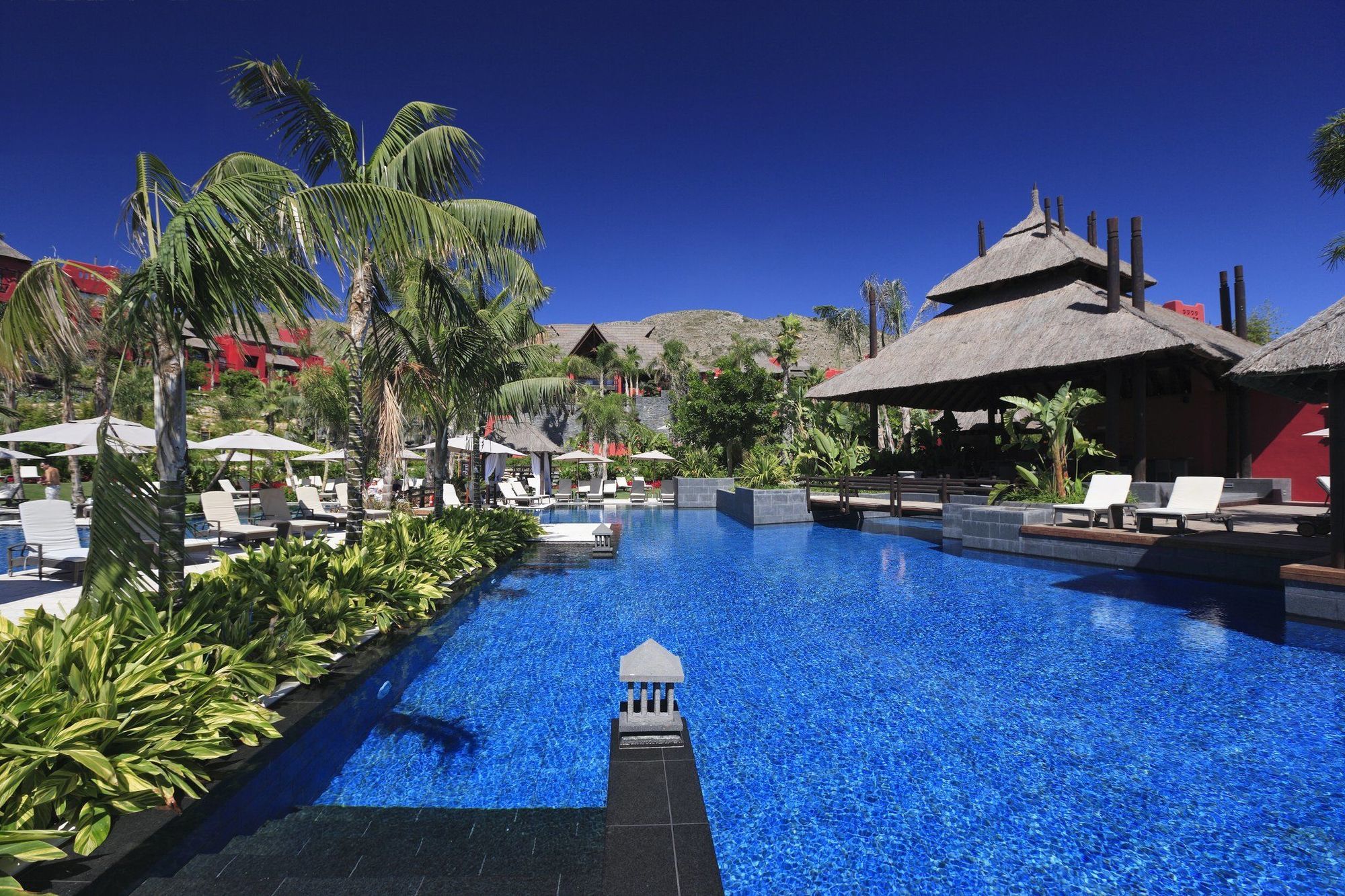 Asia Gardens Hotel & Thai Spa, A Royal Hideaway Hotel Finestrat Servizi foto The pool at the Royal Thai Suite