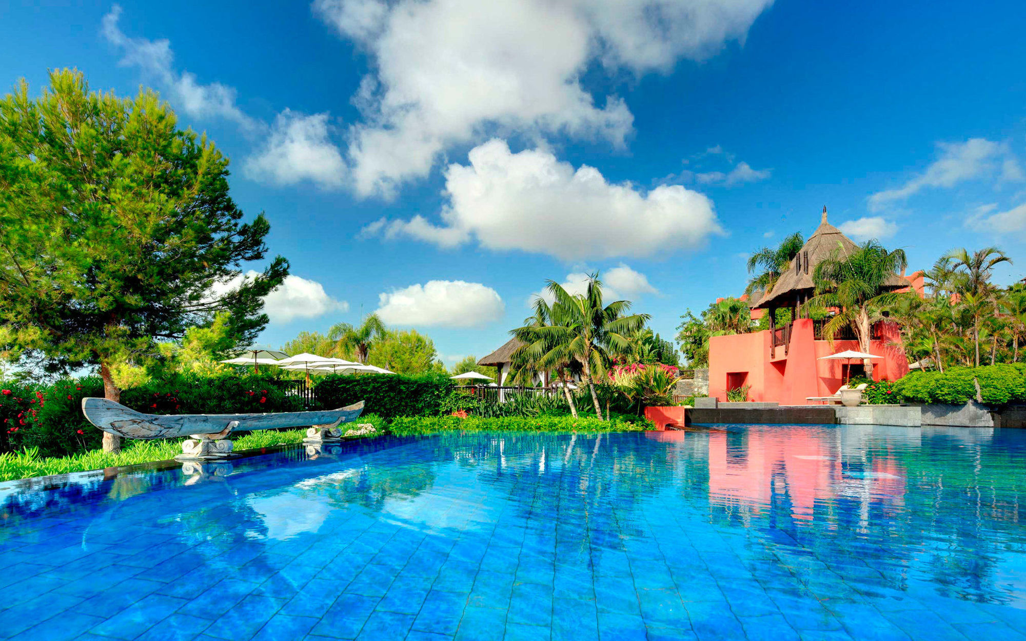 Asia Gardens Hotel & Thai Spa, A Royal Hideaway Hotel Finestrat Servizi foto The pool at the resort