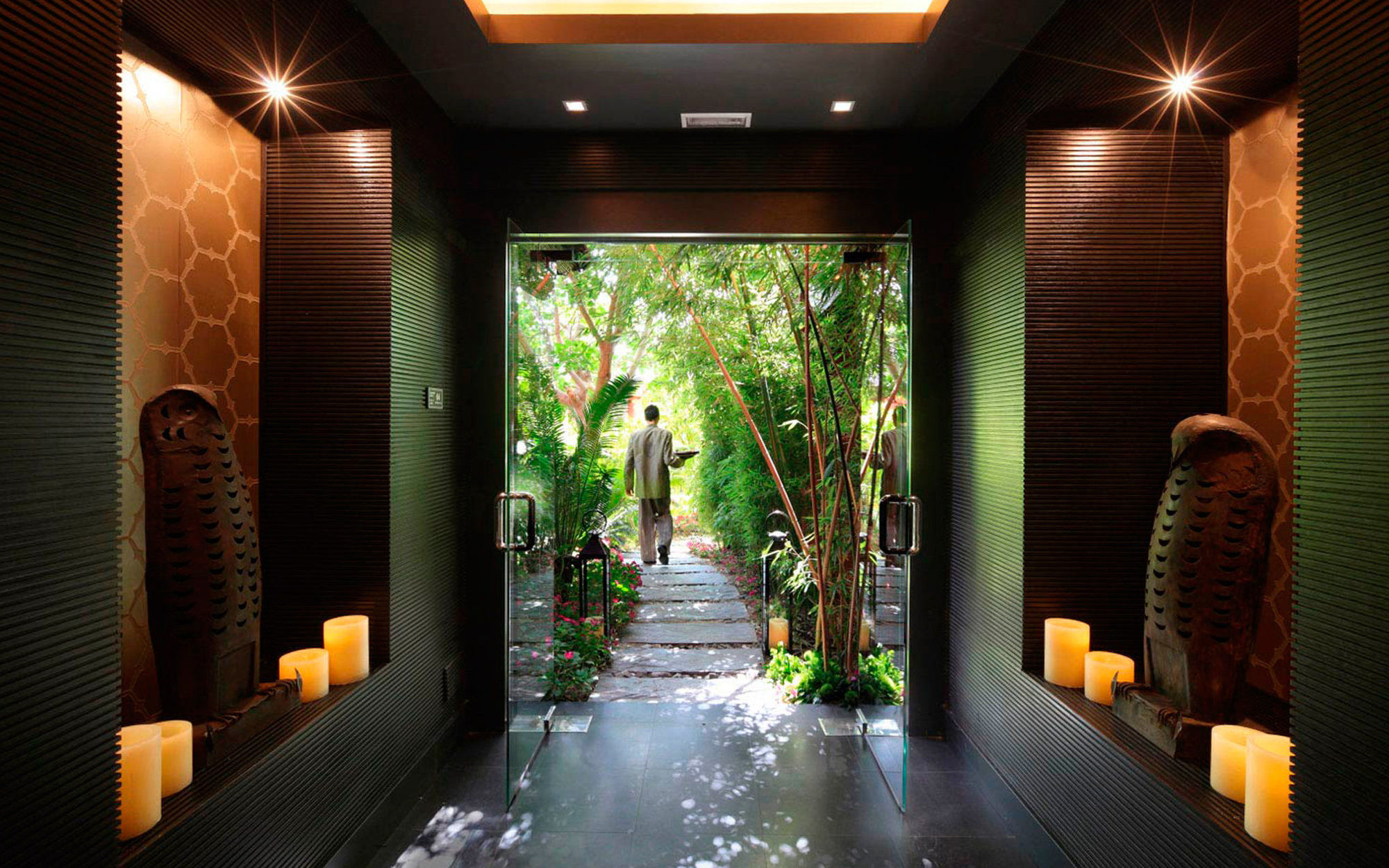 Asia Gardens Hotel & Thai Spa, A Royal Hideaway Hotel Finestrat Ristorante foto Entrance to the spa at The Ivy at Veranda