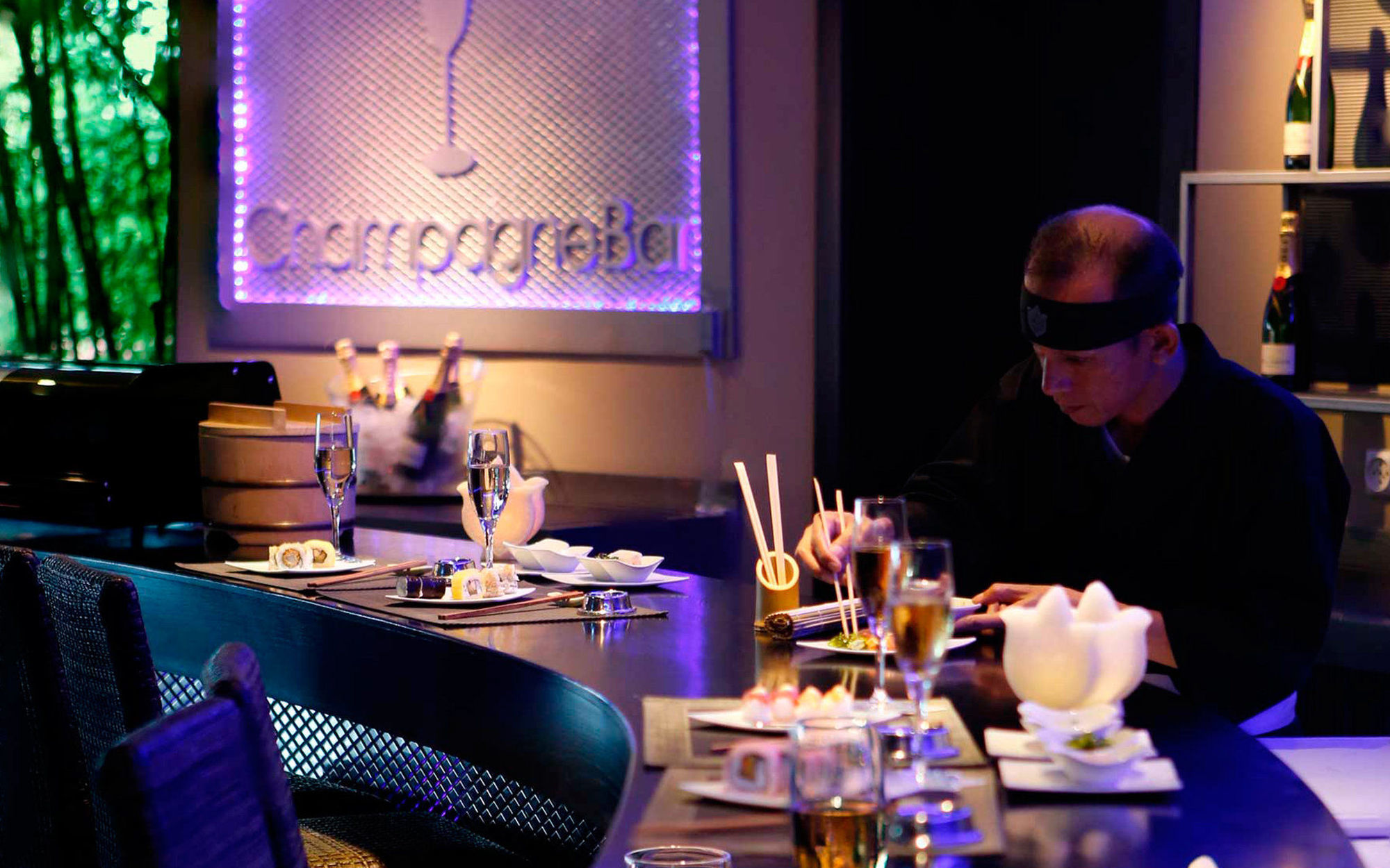 Asia Gardens Hotel & Thai Spa, A Royal Hideaway Hotel Finestrat Ristorante foto A dim sum restaurant in Hong Kong