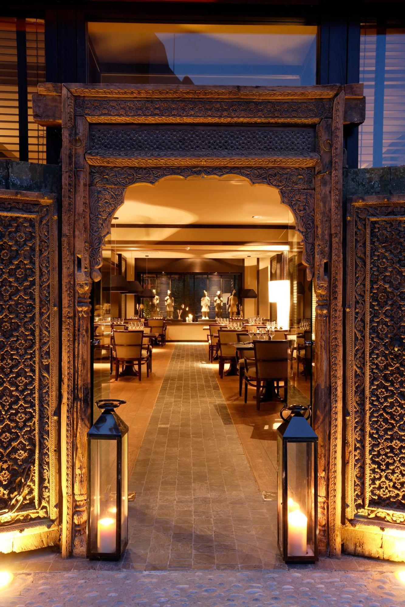 Asia Gardens Hotel & Thai Spa, A Royal Hideaway Hotel Finestrat Esterno foto The restaurant at the Taj Mahal Palace