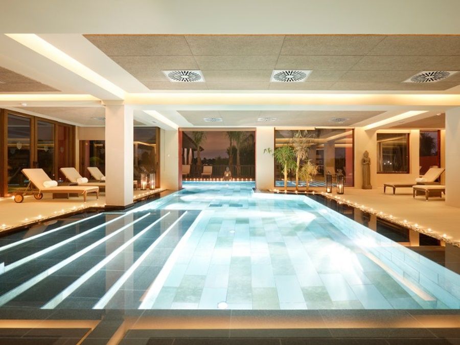 Asia Gardens Hotel & Thai Spa, A Royal Hideaway Hotel Finestrat Esterno foto The swimming pool at the hotel